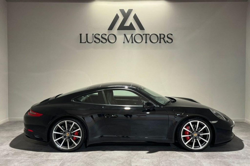PORSCHE 911 Carrera S Coupe 2p