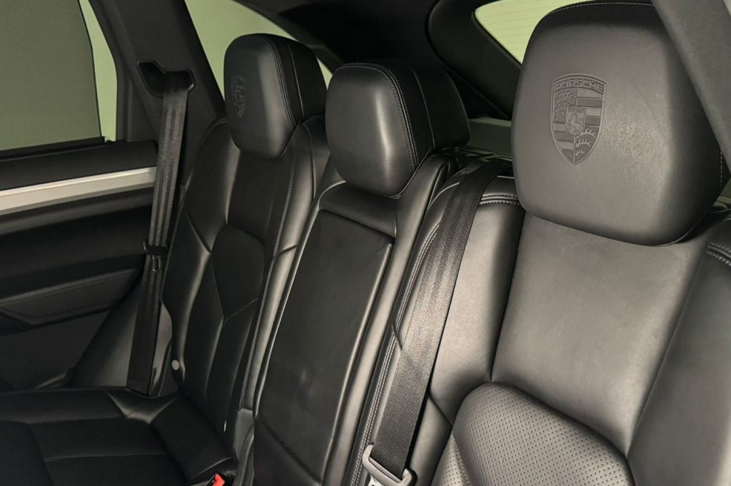 PORSCHE Cayenne Diesel Platinum Edition 5p