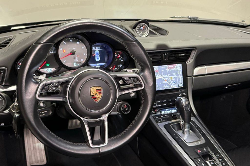 PORSCHE 911 Carrera S Coupe 2p