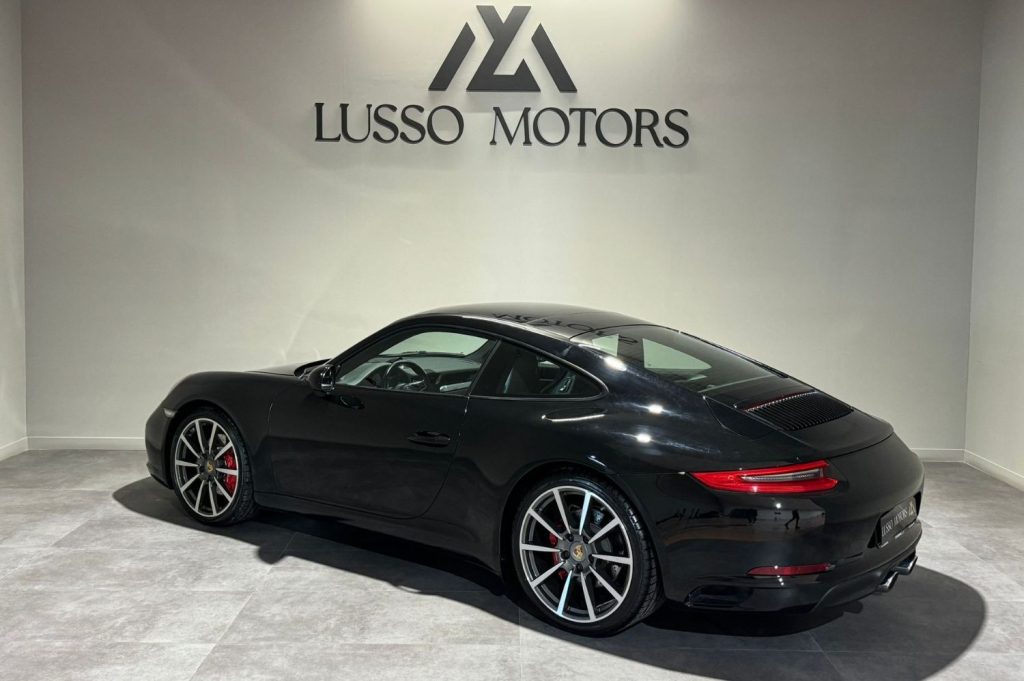 PORSCHE 911 Carrera S Coupe 2p