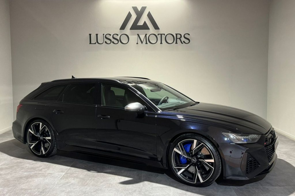 AUDI A6 RS 6 Avant TFSI quattro 5p