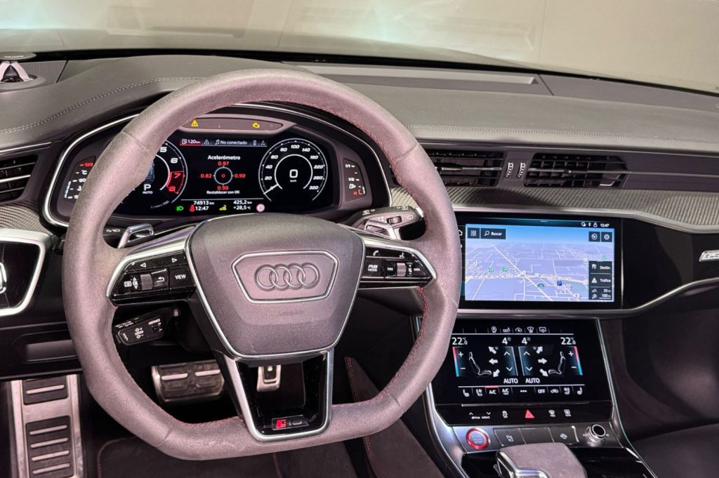 AUDI A6 RS 6 Avant TFSI quattro 5p