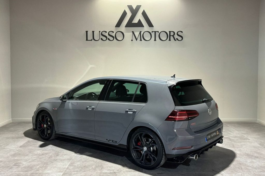 VOLKSWAGEN Golf GTI TCR 2.0 TSI 213kW290CV DSG