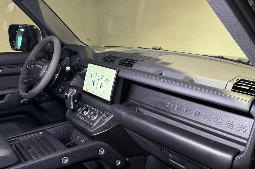 LAND-ROVER Defender 5.0 V8 525 Carpathian Ed. 110 Auto 4WD 5p