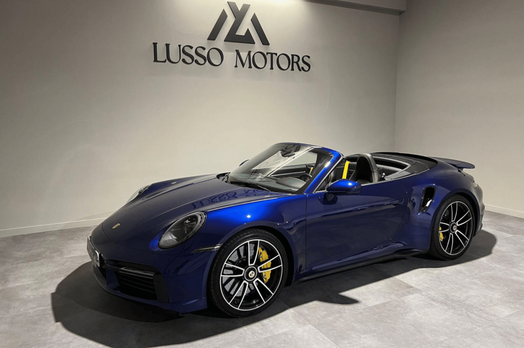 PORSCHE 911 Turbo S Cabriolet 2p