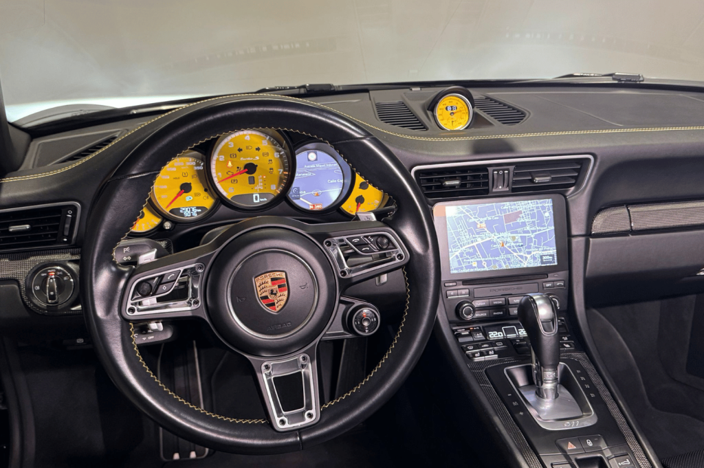 PORSCHE 911 Turbo S Cabriolet 2p