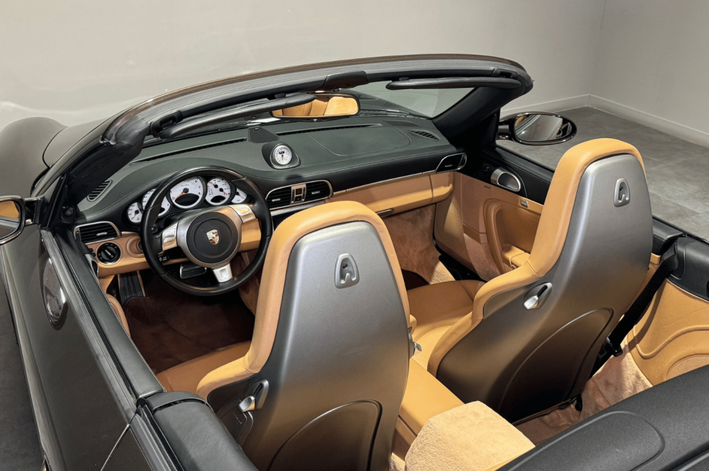 PORSCHE 911 Turbo Cabrio 2p