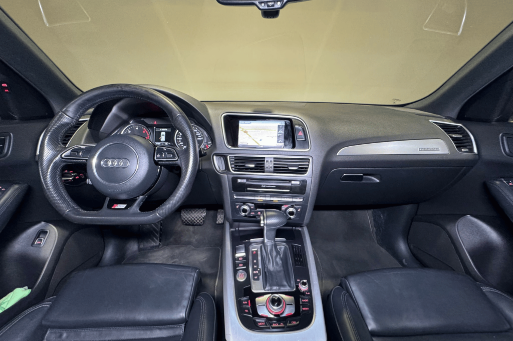 AUDI Q5 3.0 TDI clean 258CV quatt S tron S line 5p