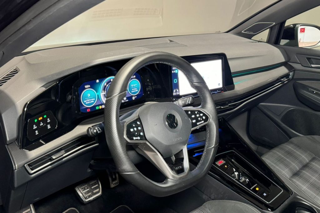 VOLKSWAGEN Golf GTD 2.0 TDI DSG