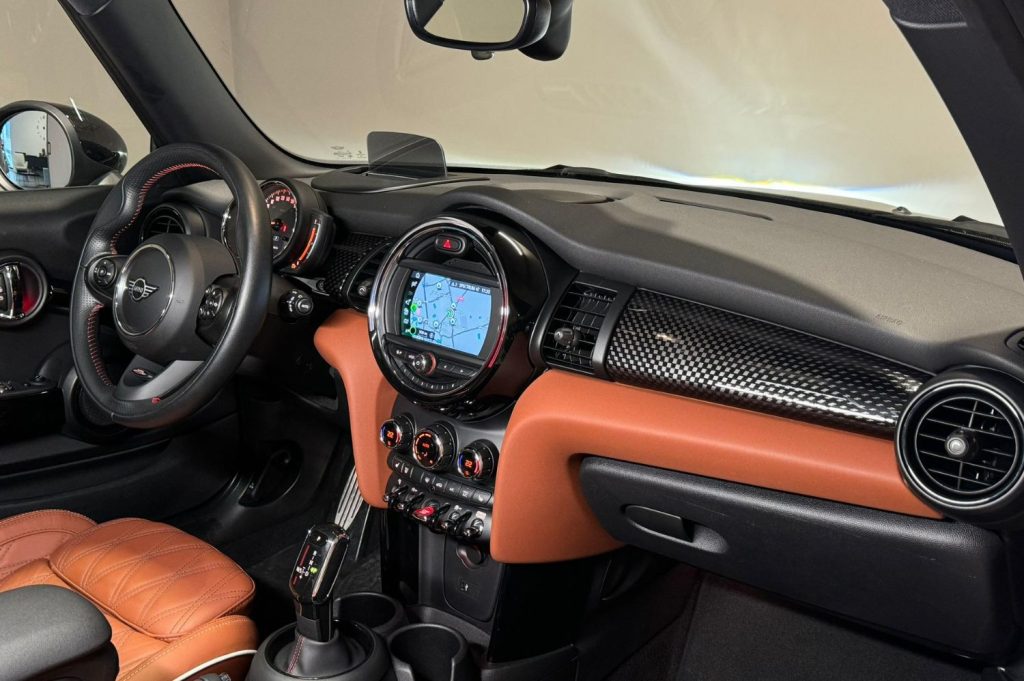 MINI MINI Cooper SD Auto