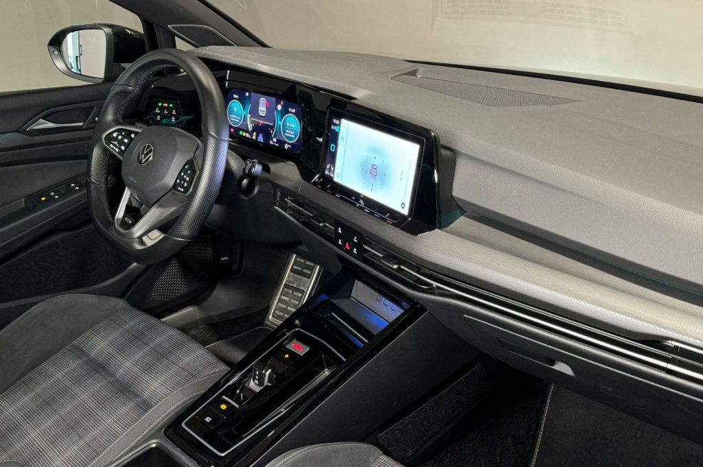 VOLKSWAGEN Golf GTD 2.0 TDI DSG