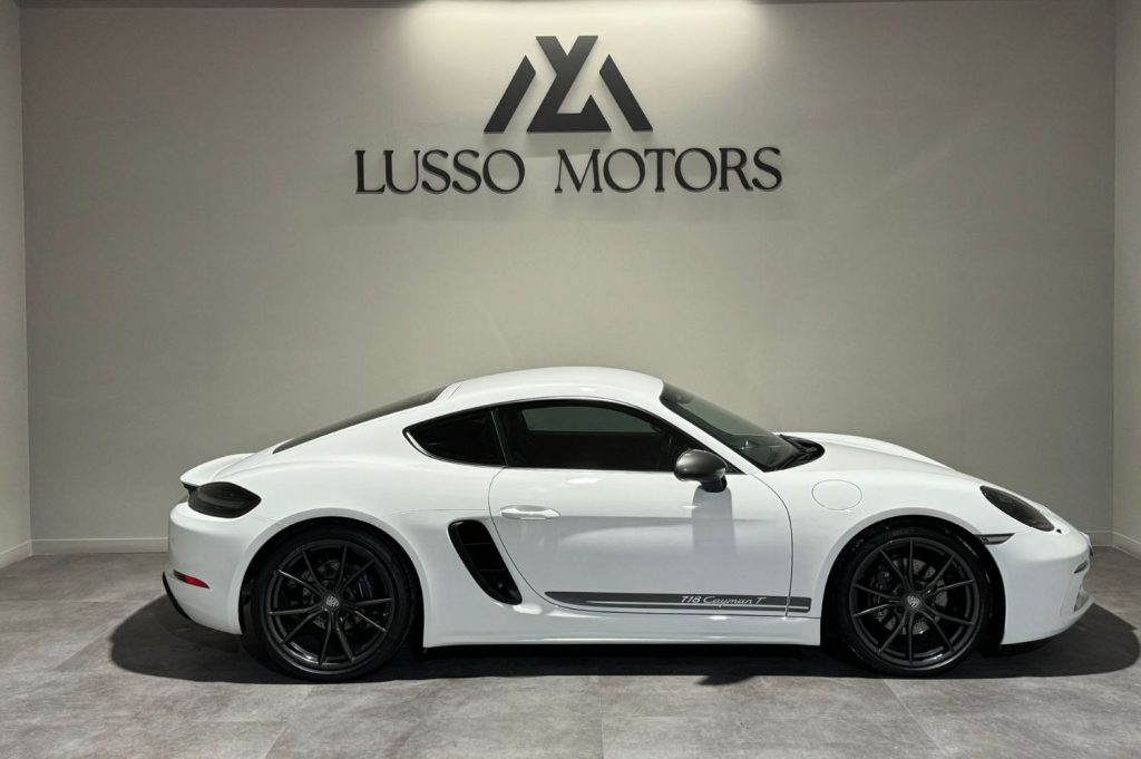 PORSCHE 718 Cayman T