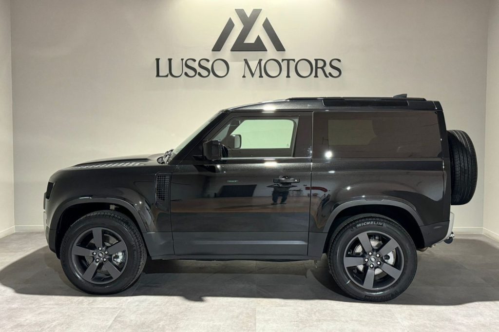 LAND-ROVER Defender 3.0D I6 250 S 90 Auto 4WD MHEV