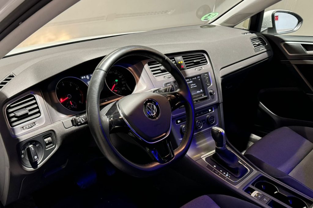 VOLKSWAGEN Golf Edition 1.2 TSI BMT DSG