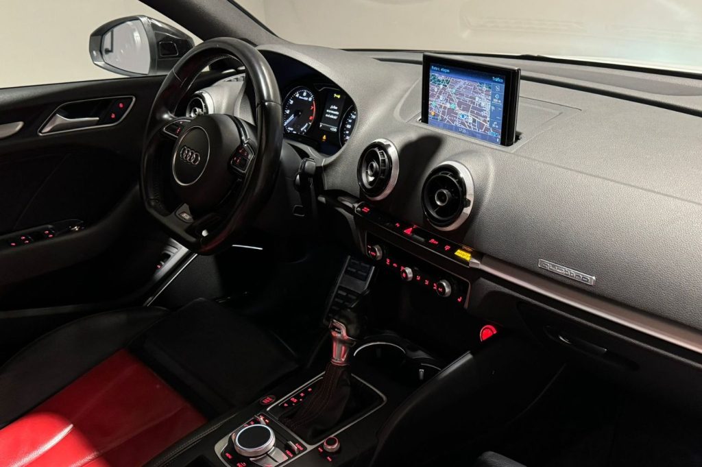 AUDI A3 Sedan 2.0 TFSI S3 quattro S tronic