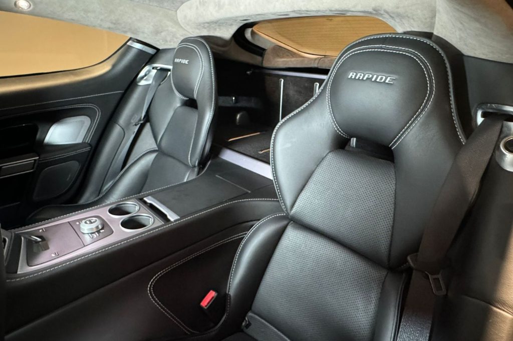 ASTON MARTIN Rapide Touchtronic 2