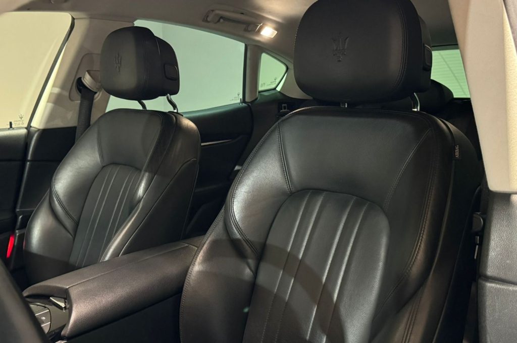 MASERATI Levante V6 275 HP D AWD