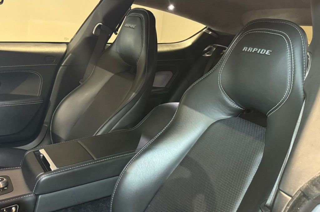 ASTON MARTIN Rapide Touchtronic 2