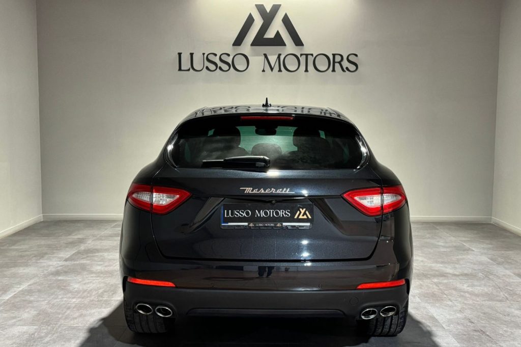 MASERATI Levante V6 275 HP D AWD