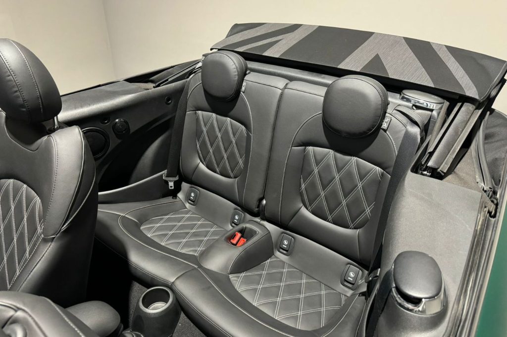 MINI MINI JOHN COOPER WORKS CABRIO