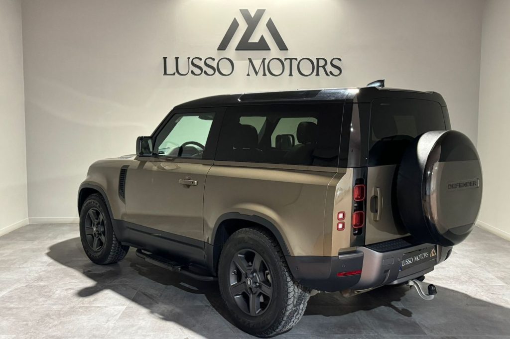LAND-ROVER Defender 3.0D I6 250 S 90 Auto 4WD MHEV