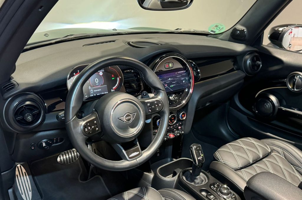 MINI MINI JOHN COOPER WORKS CABRIO