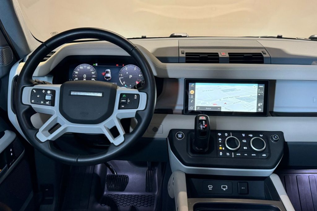 LAND-ROVER Defender 3.0D I6 250 XDyn HSE 110 Auto 4WD MHEV