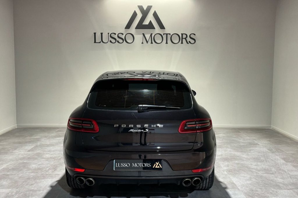 PORSCHE Macan S