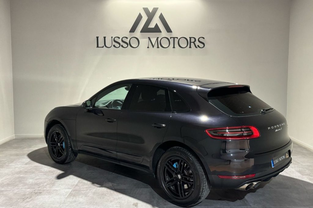 PORSCHE Macan S