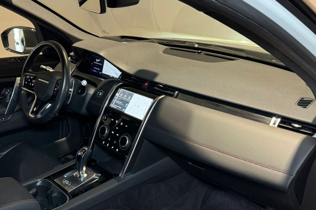 LAND-ROVER Discovery Sport 2.0D TD4 204PS AWD Aut MHEV RDynamic SE