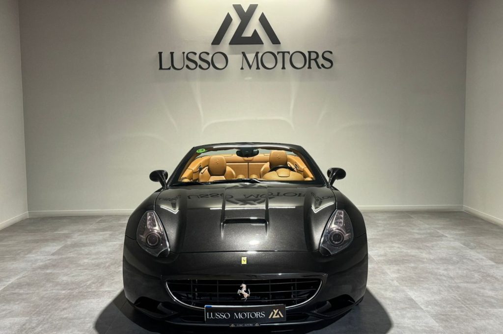 FERRARI California 4.3 V8 4 plazas