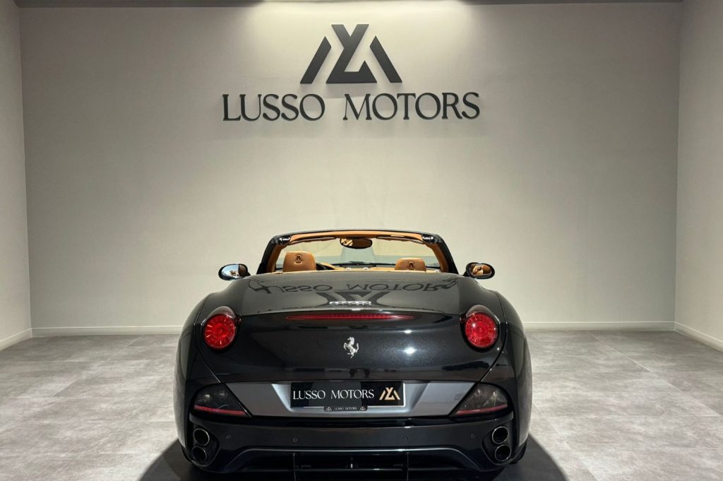 FERRARI California 4.3 V8 4 plazas