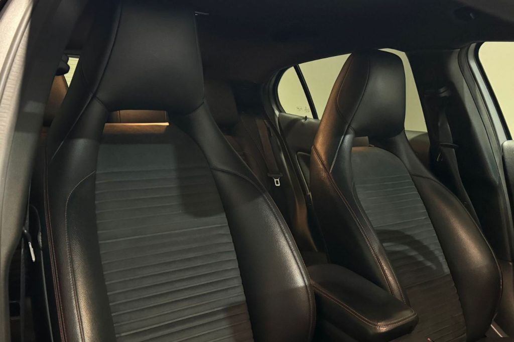 MERCEDES-BENZ Clase GLA MercedesAMG GLA 45 4MATIC