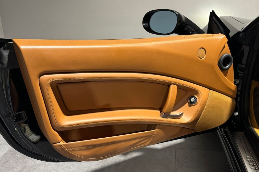 FERRARI California 4.3 V8 4 plazas