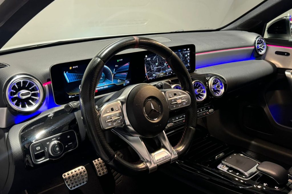 MERCEDES-BENZ Clase A Sedan MercedesAMG A 35 4MATIC